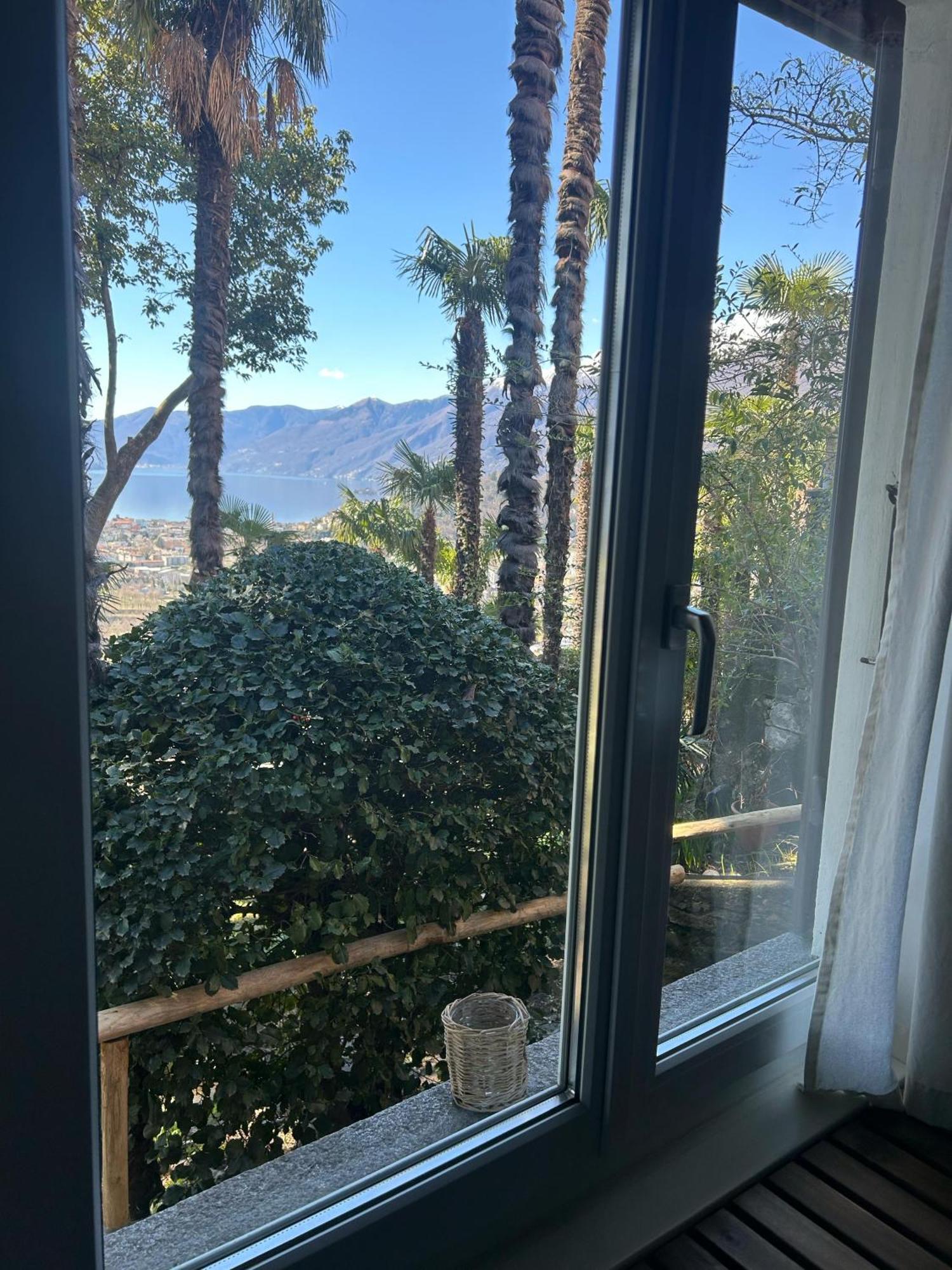 Pensione Olanda Locarno Exteriör bild
